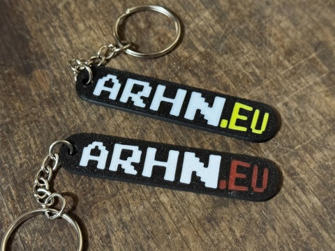 Brelok długi ARHN (czerwony) - Druk 3D